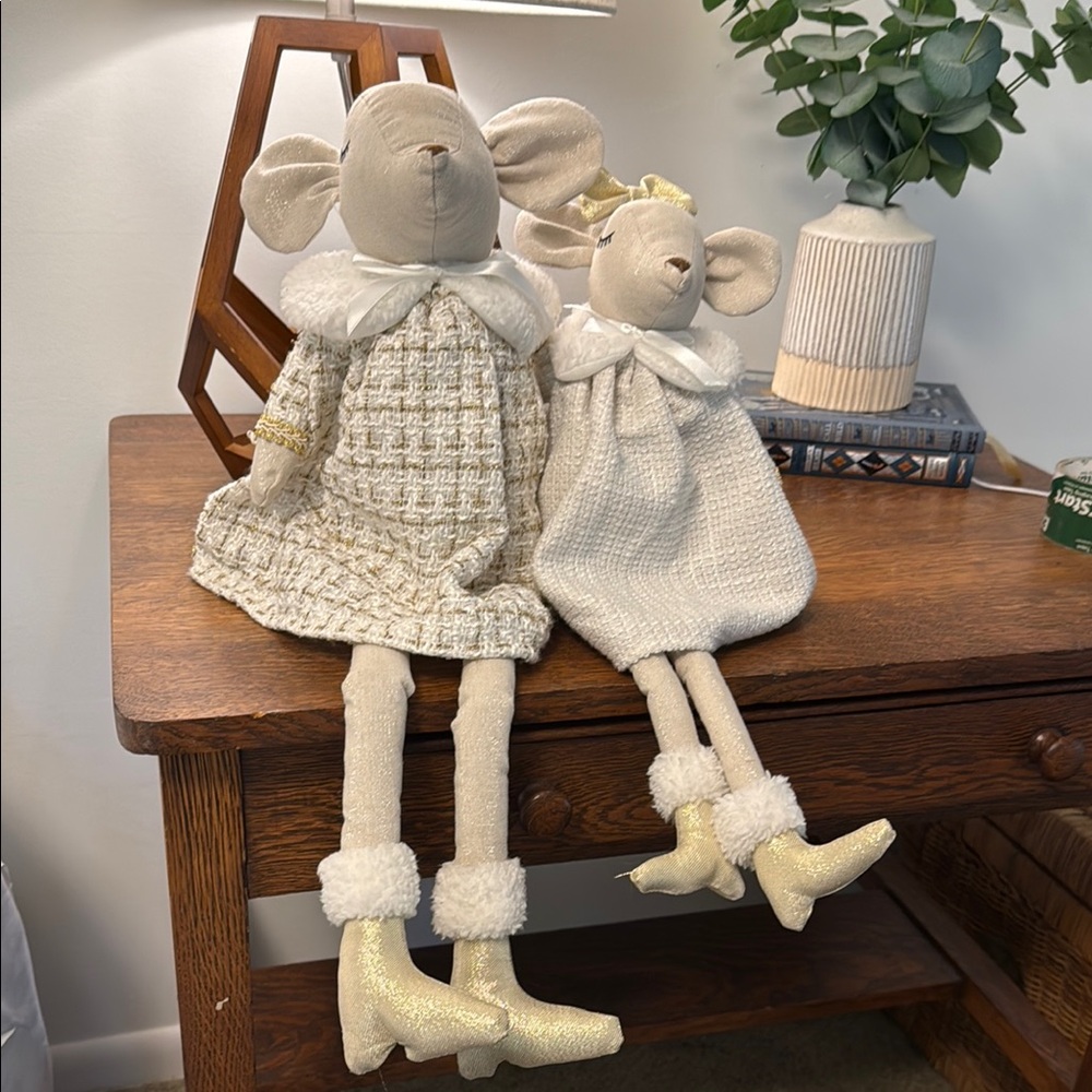 Charming Cream and Gold Mouse Nursery Decor Adorable!!